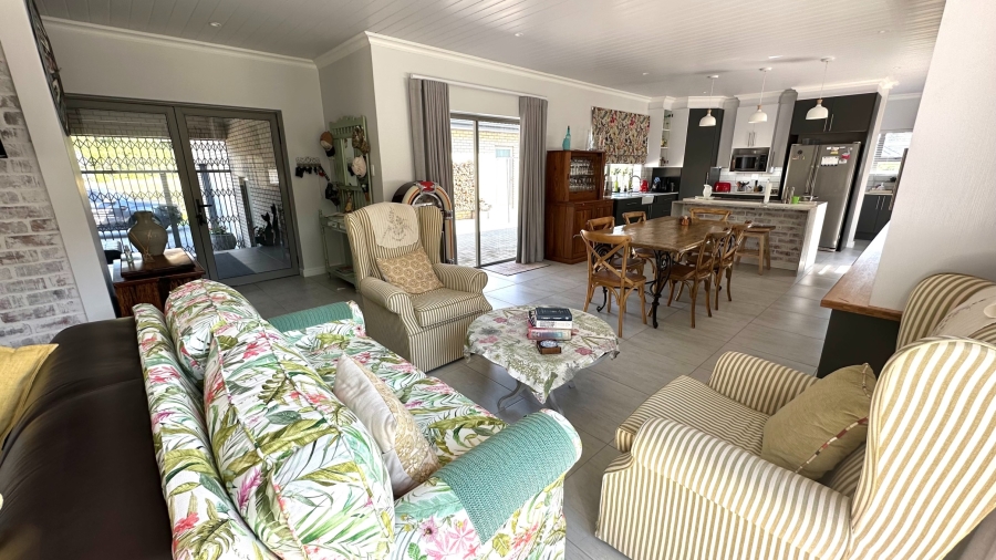 3 Bedroom Property for Sale in Hersham Western Cape